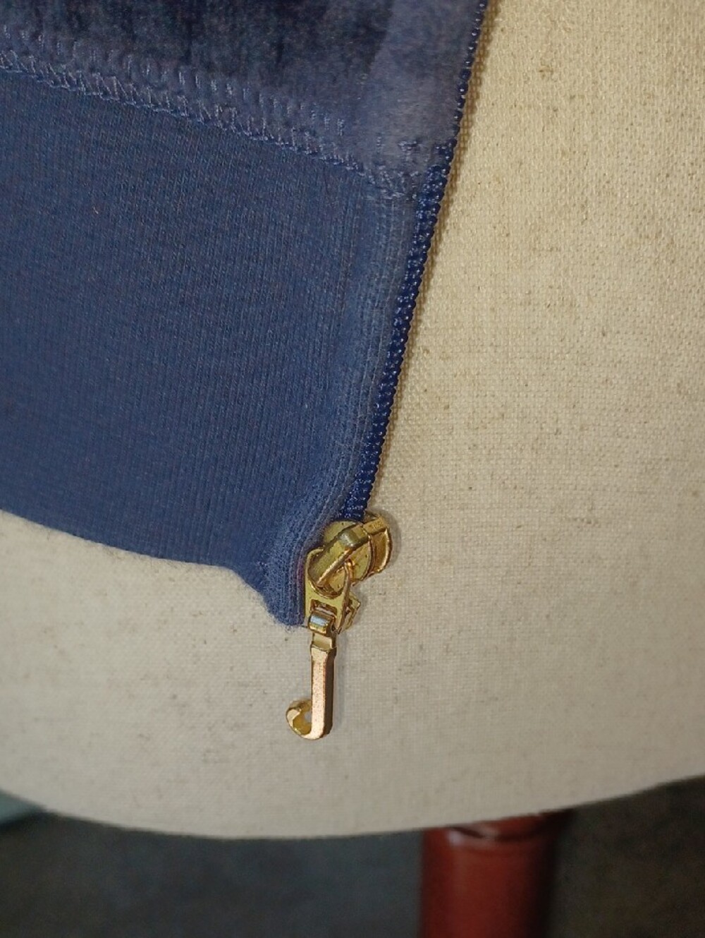 Juicy Couture Navy Velour Zip Hoodie with Pink Logo Large - Picture 3 of 12